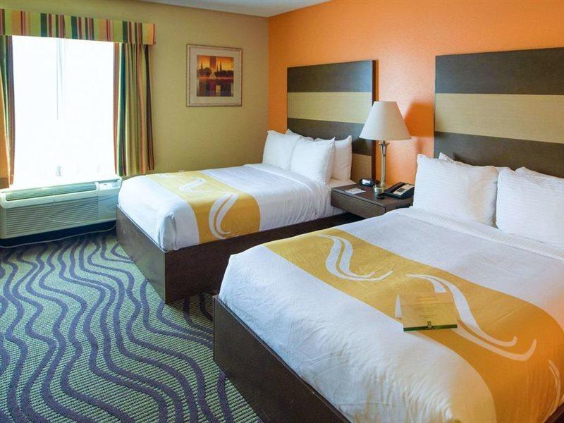 Quality Suites Memphis/ Wolfchase Galleria 外观 照片