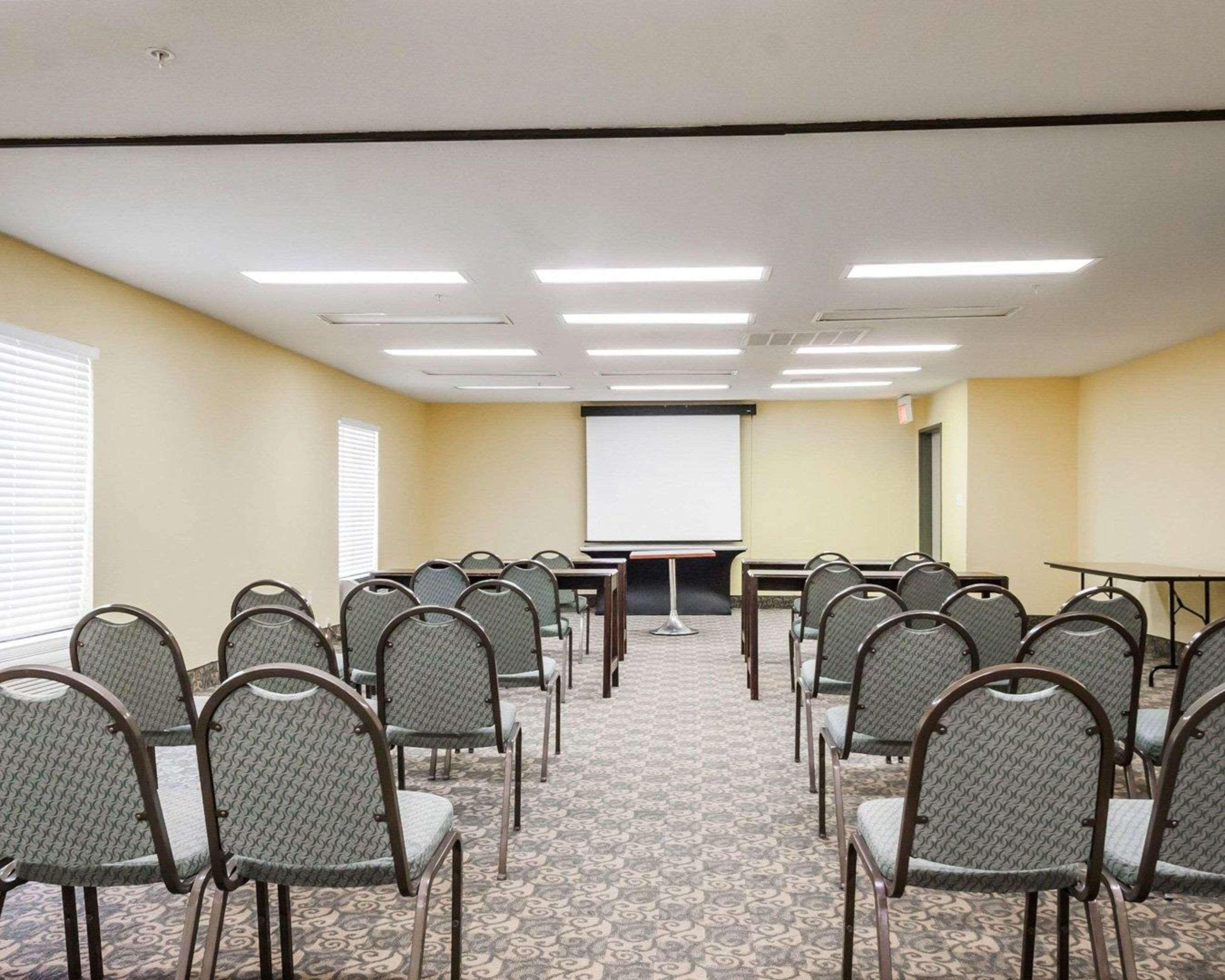 Quality Suites Memphis/ Wolfchase Galleria 外观 照片