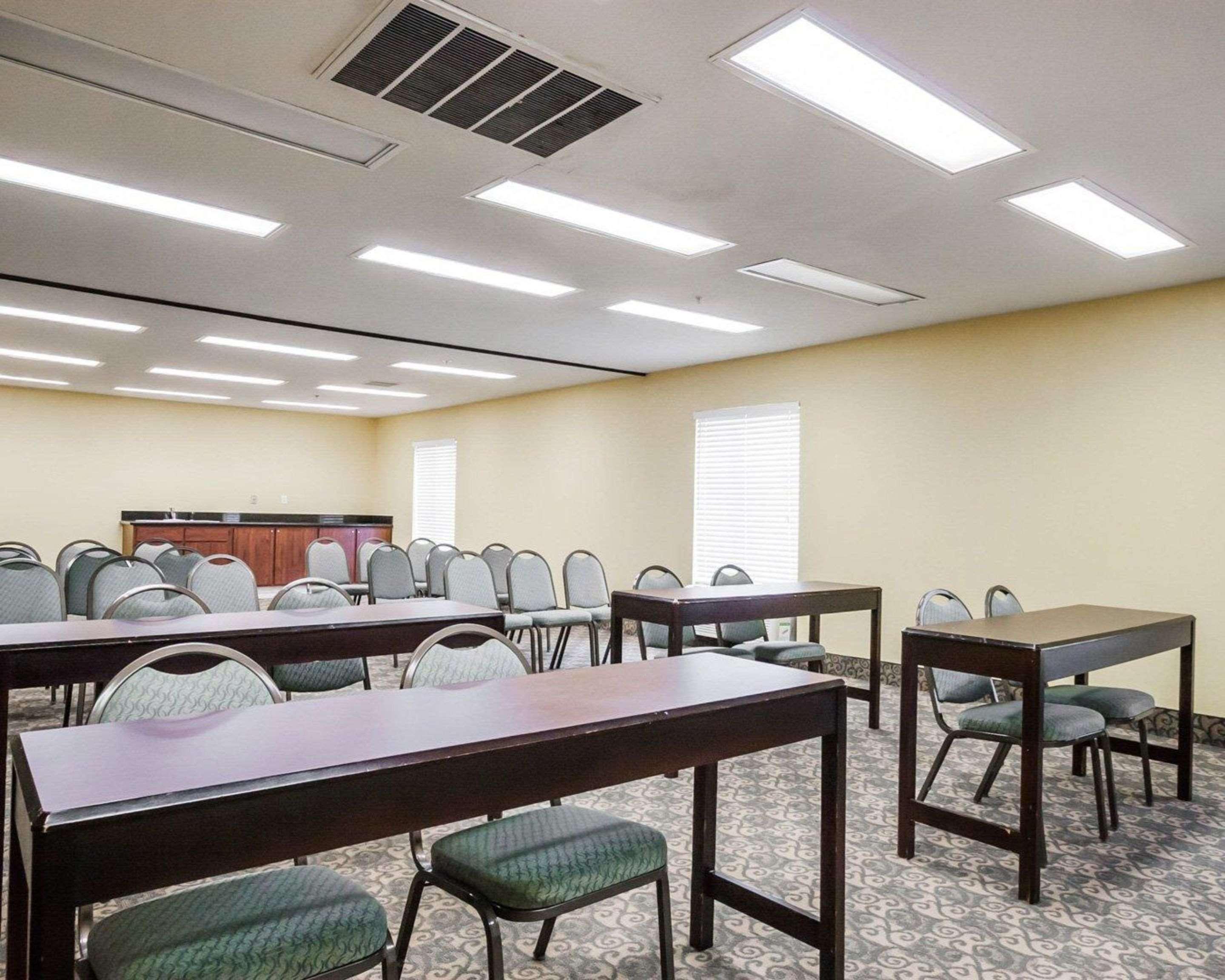 Quality Suites Memphis/ Wolfchase Galleria 外观 照片