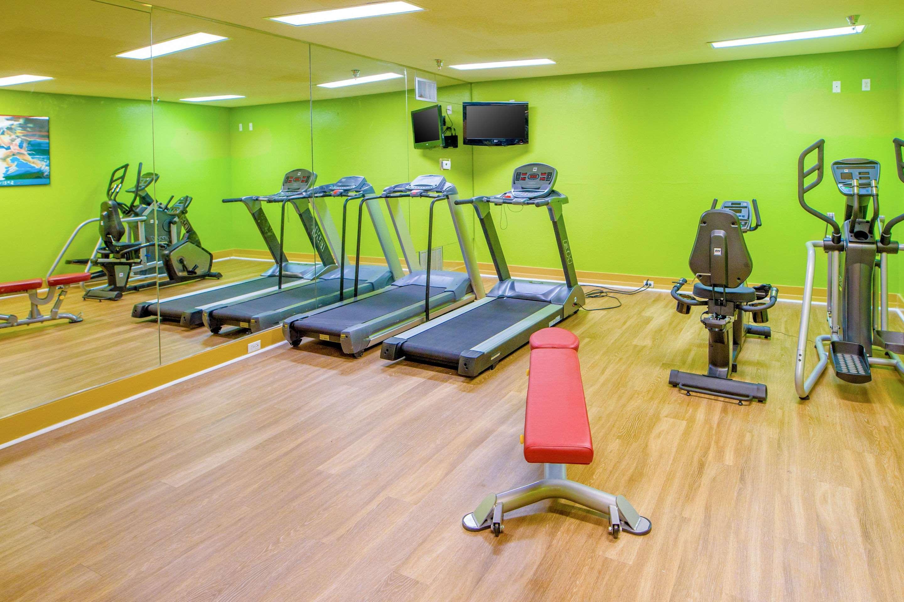 Quality Suites Memphis/ Wolfchase Galleria 外观 照片