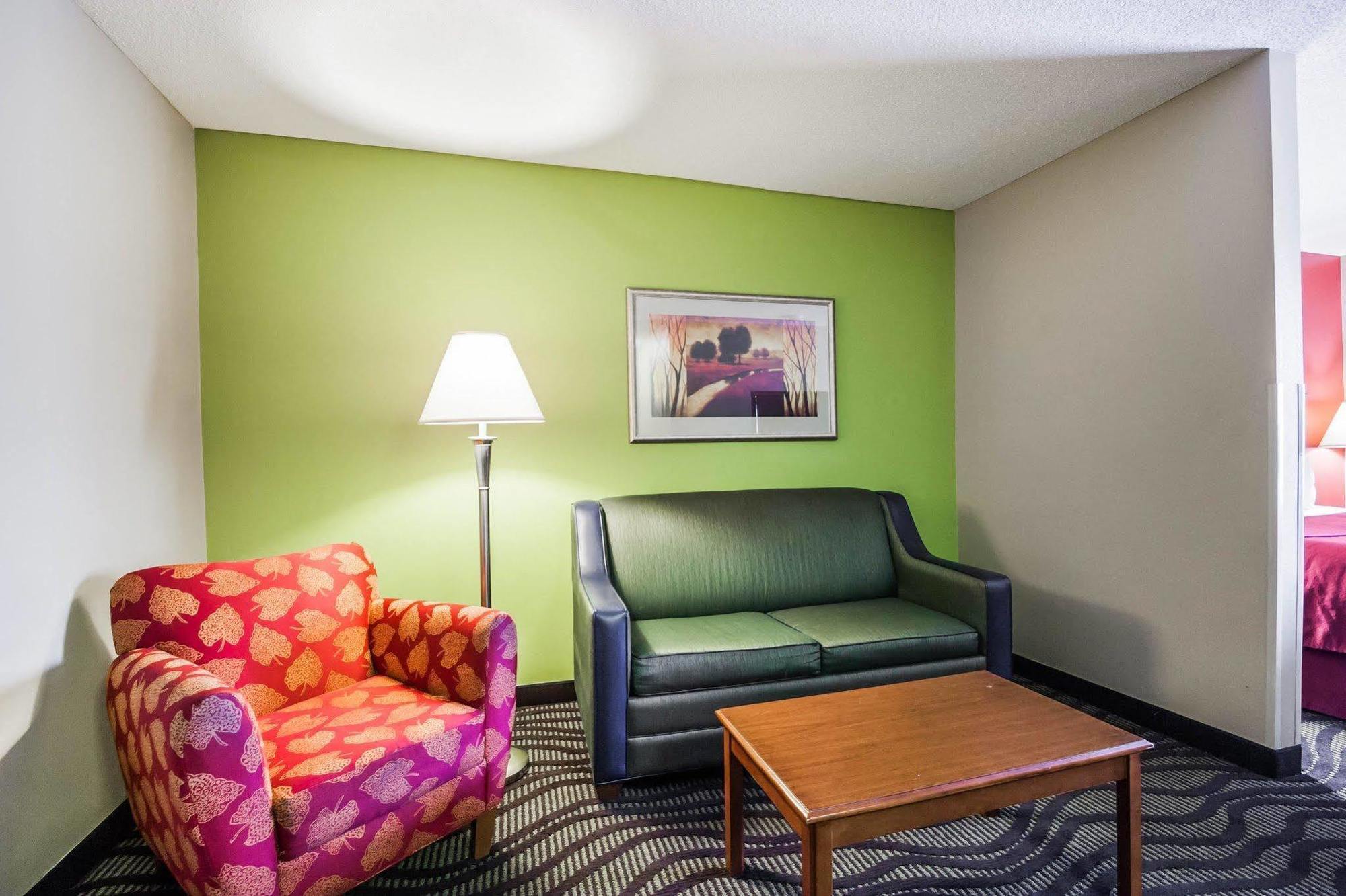 Quality Suites Memphis/ Wolfchase Galleria 外观 照片