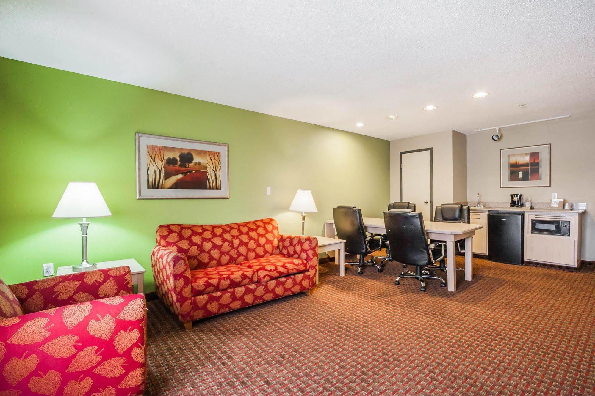 Quality Suites Memphis/ Wolfchase Galleria 外观 照片